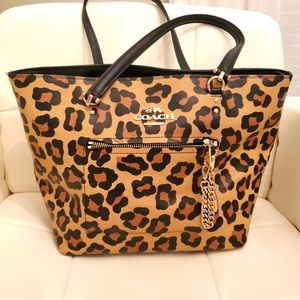 Coach Leopard print City tote